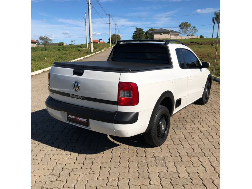 VOLKSWAGEN - SAVEIRO - 2014/2014 - Branca - R$ 61.900,00 - JK Motors